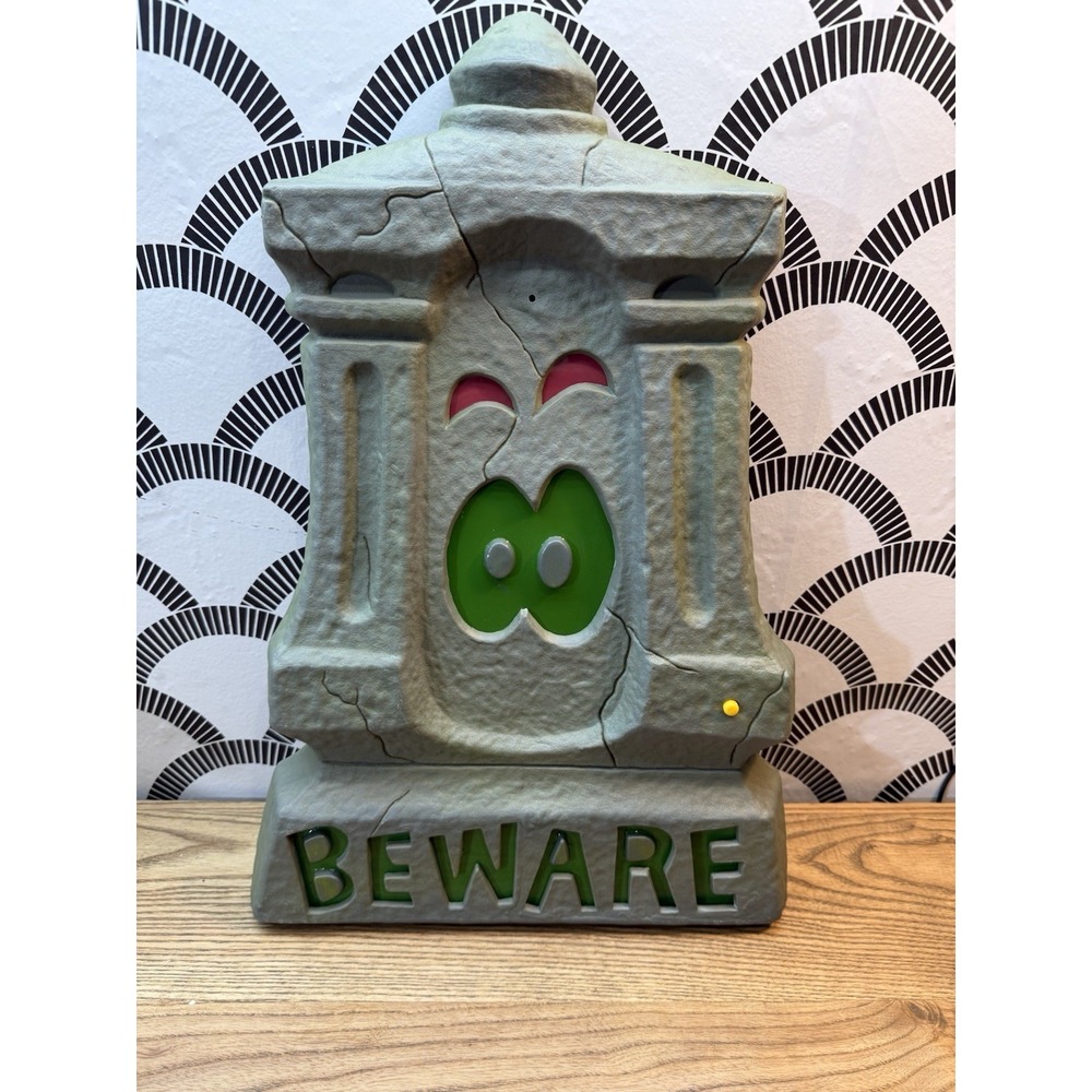 Gemmy Halloween "Beware" Tombstone Cemetery Lights & Sound Motion Censored